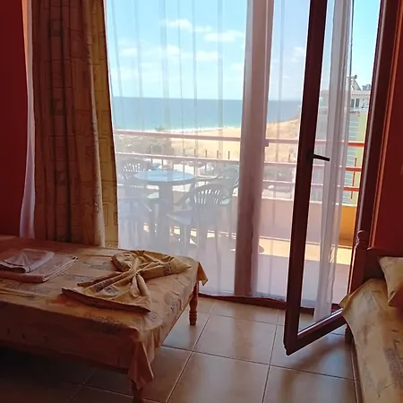 златна дюна - до южния плаж на * Nesebyr